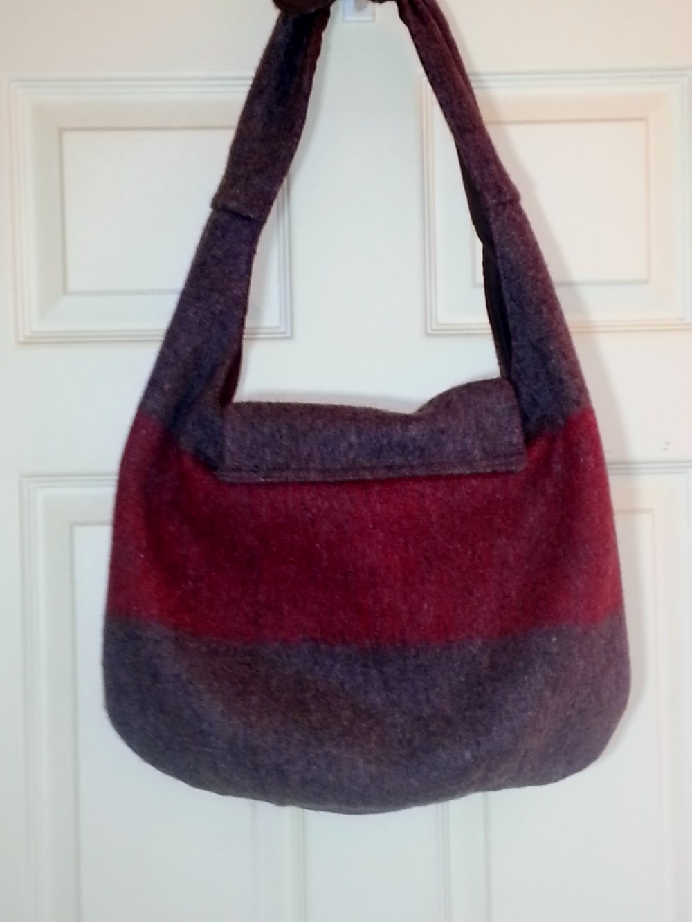 LaCartera - Back of Sling Bag 