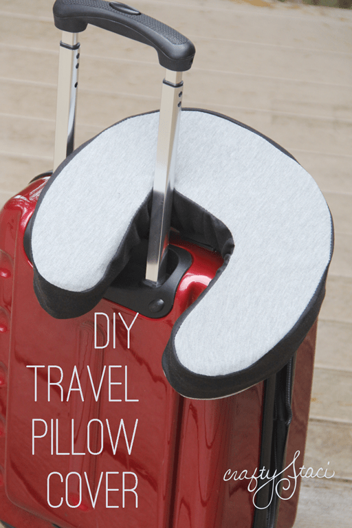 diy-travel-pillow-cover-by-crafty-staci